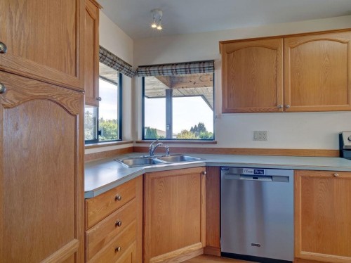 5170 Ridgeview Drive, Sechelt, BC 