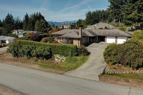 5170 Ridgeview Drive, Sechelt, BC 