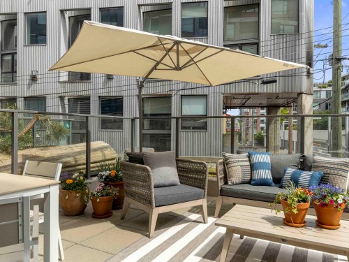 301-210 5Th Avenue E, Vancouver, BC 