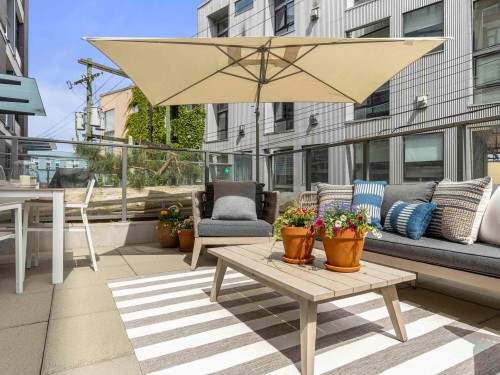 301-210 5Th Avenue E, Vancouver, BC 