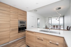 2501-1188 Pinetree Way Coquitlam, BC V3B 0K9