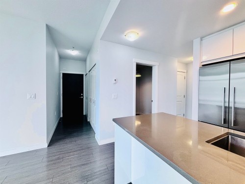 302-3263 Pierview Crescent, Vancouver, BC 