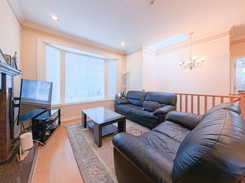 552 50Th Avenue E, Vancouver, BC 