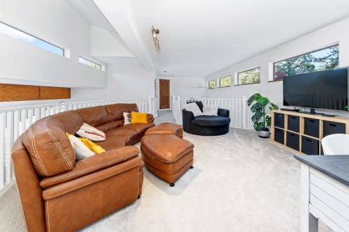 24325 126 Avenue, Maple Ridge, BC 
