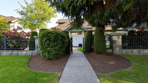 1-7600 Blundell Road, Richmond, BC 