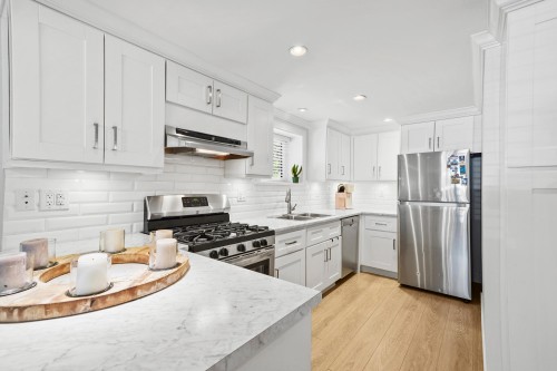 4560 Pender Street, Burnaby, BC 