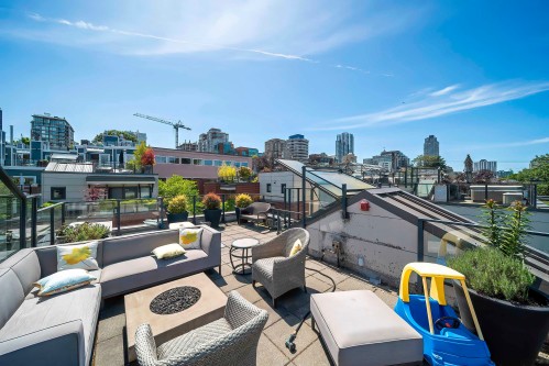 1088 7Th Avenue W, Vancouver, BC 