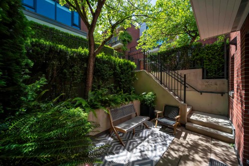 1088 7Th Avenue W, Vancouver, BC 