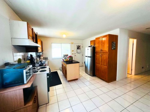 7336 16Th Avenue, Burnaby, BC 