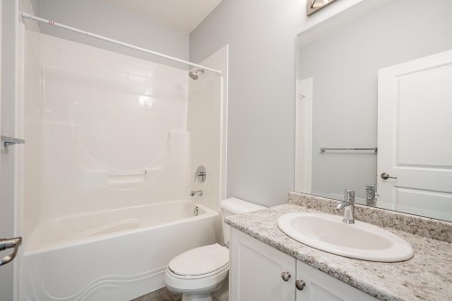 1-23810 132 Avenue, Maple Ridge, BC 