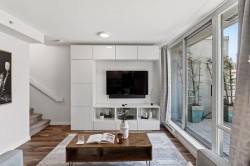 312-328 11th Avenue E Vancouver, BC V5T 4W1
