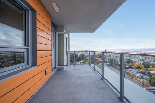 2807-5883 Barker Avenue, Burnaby, BC 