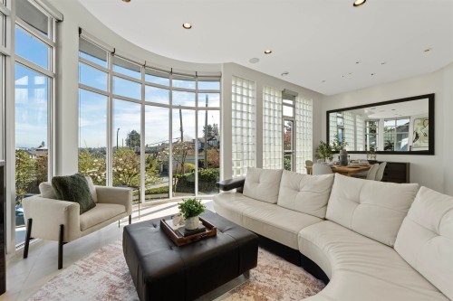3043 Alma Street, Vancouver, BC 