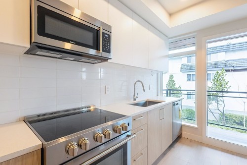 406-5535 Hastings Street, Burnaby, BC 