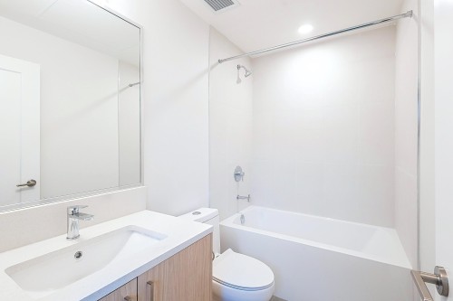 406-5535 Hastings Street, Burnaby, BC 