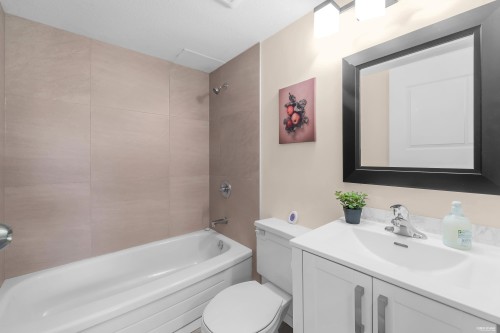 303-1296 70Th Avenue W, Vancouver, BC 