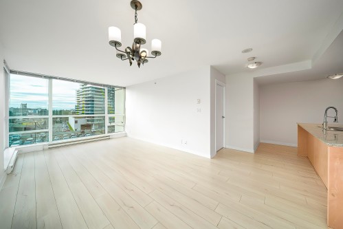 806-7555 Alderbridge Way, Richmond, BC 