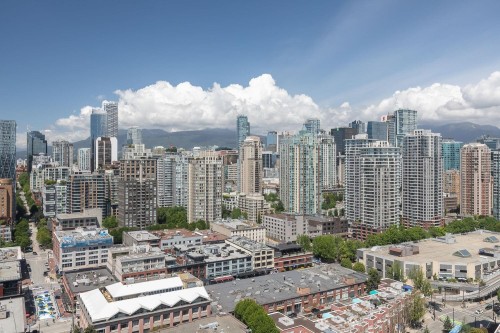 3205-193 Aquarius Mews  Vancouver, BC V6Z 2Z2