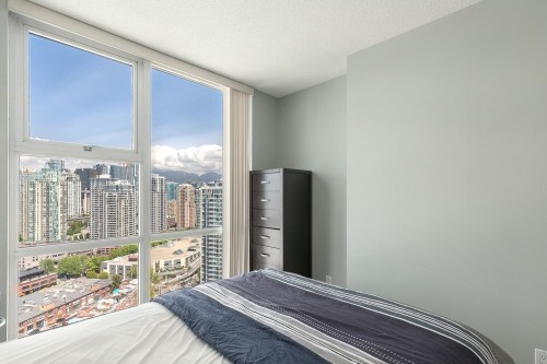 3205-193 Aquarius Mews, Vancouver, BC 