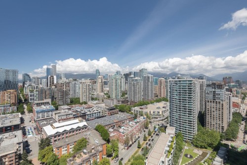 3205-193 Aquarius Mews, Vancouver, BC 