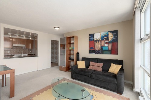 3205-193 Aquarius Mews, Vancouver, BC 