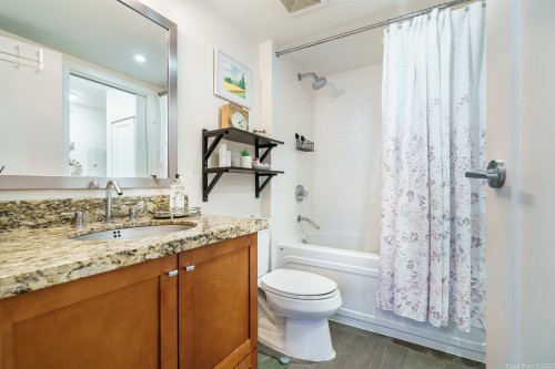 1102-1 Renaissance Square, New Westminster, BC 