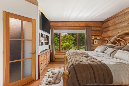 7744 Owl Ridge Road, Mount Currie, BC 