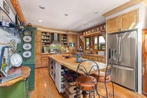 7744 Owl Ridge Road, Mount Currie, BC 
