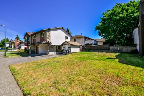 1173 Inlet Street, Coquitlam, BC 