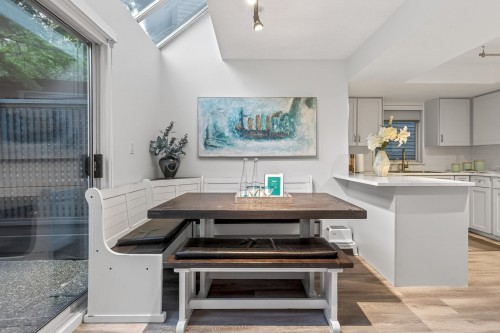 8218 Forest Grove Drive, Burnaby, BC 