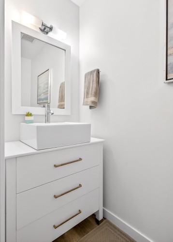 8218 Forest Grove Drive, Burnaby, BC 