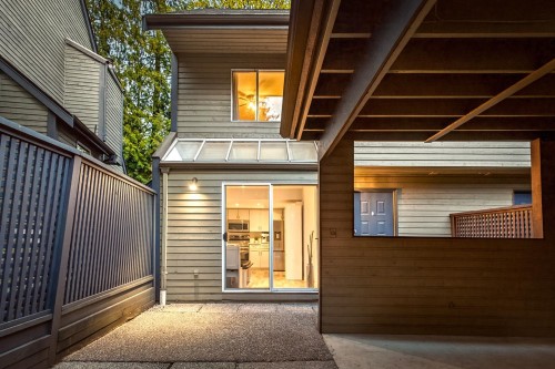 8218 Forest Grove Drive, Burnaby, BC 