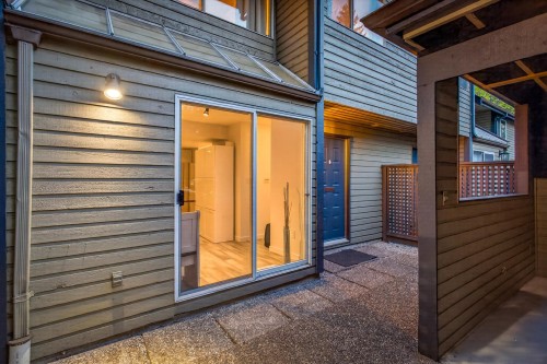 8218 Forest Grove Drive, Burnaby, BC 