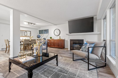 8218 Forest Grove Drive, Burnaby, BC 