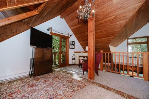 2867 Lower Road, Roberts Creek, BC 