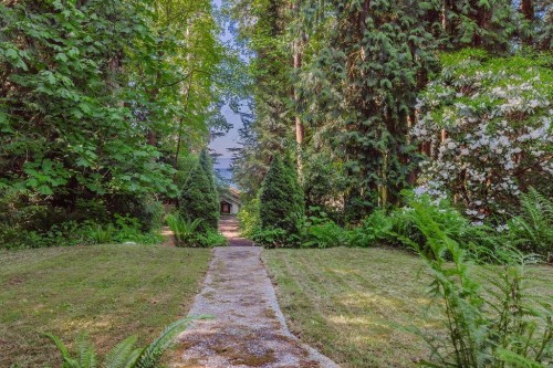 2867 Lower Road, Roberts Creek, BC 