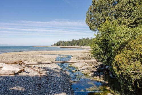 2867 Lower Road, Roberts Creek, BC 