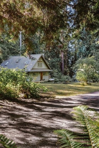 2867 Lower Road, Roberts Creek, BC 