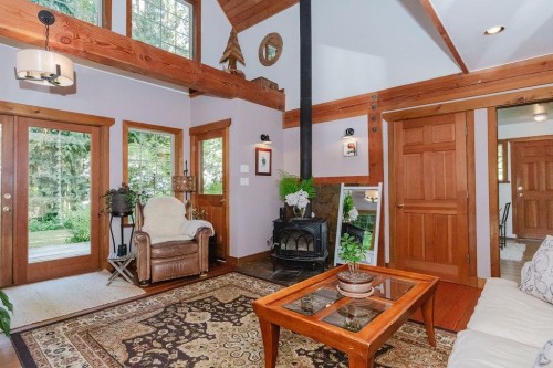 2867 Lower Road, Roberts Creek, BC 