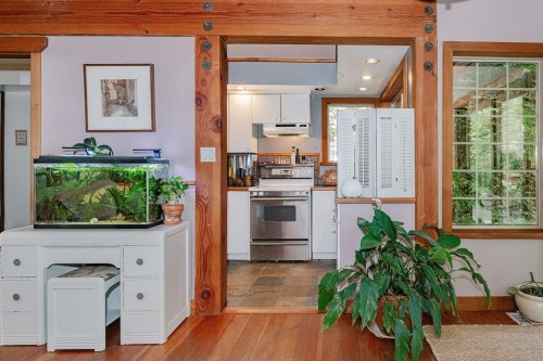 2867 Lower Road, Roberts Creek, BC 