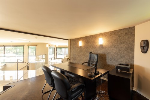 1109 Hillside Road, West Vancouver, BC 