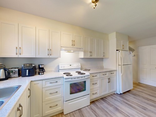3311 Rakanna Place, Coquitlam, BC 