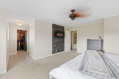 12326 234 Street, Maple Ridge, BC - Indoor Photo Showing Bedroom