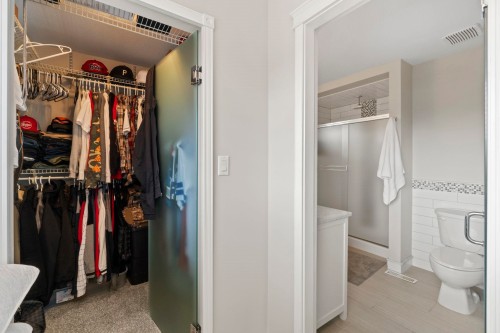 12326 234 Street, Maple Ridge, BC - Indoor With Storage