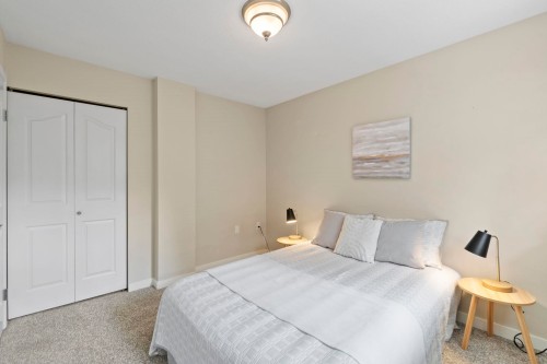 12326 234 Street, Maple Ridge, BC - Indoor Photo Showing Bedroom