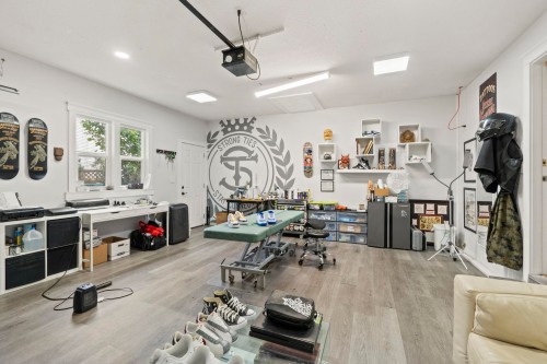 12326 234 Street, Maple Ridge, BC - Indoor