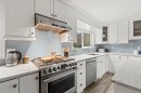 12326 234 Street, Maple Ridge, BC  - Indoor Photo Showing Kitchen 