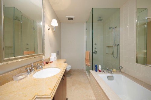 2291 32Nd Avenue W, Vancouver, BC 