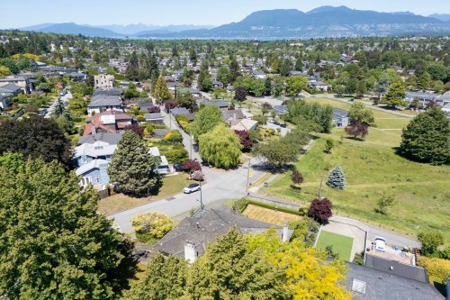 2291 32Nd Avenue W, Vancouver, BC 