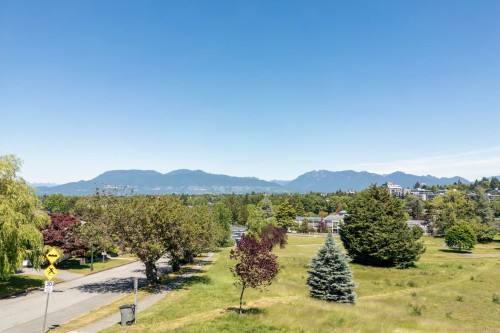 2291 32Nd Avenue W, Vancouver, BC 